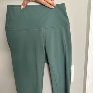 Lululemon leggings